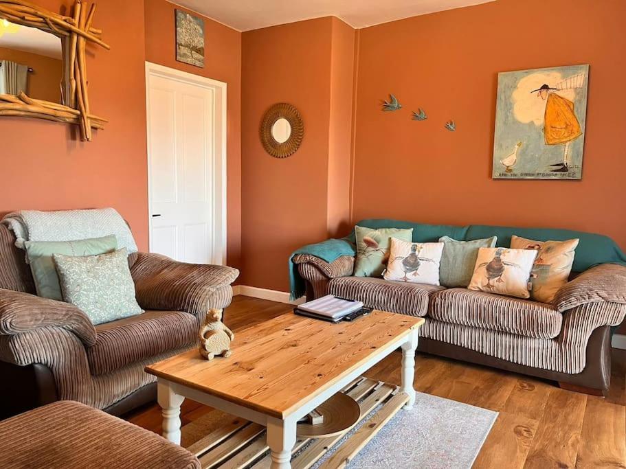House - Seaview, Hot Tub