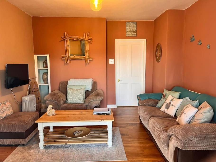 House - Seaview, Hot Tub Blue Anchor