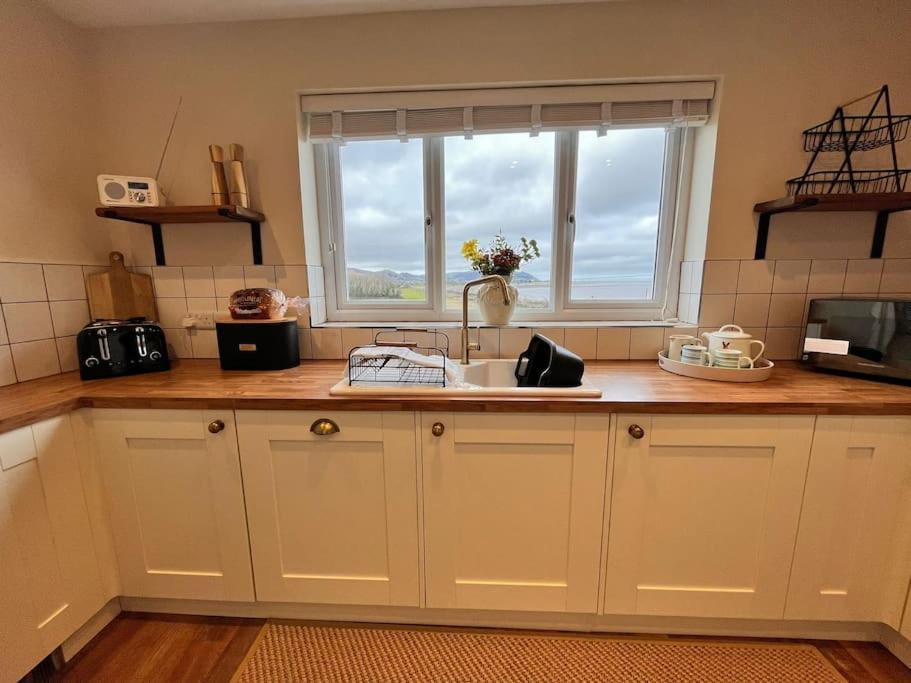 House - Seaview, Hot Tub Blue Anchor